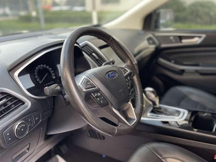 Ford Edge 2016 car image #5