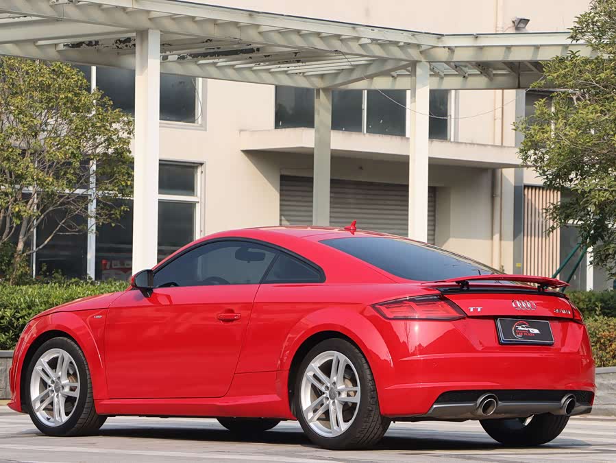 Audi TT 2017 car image #5