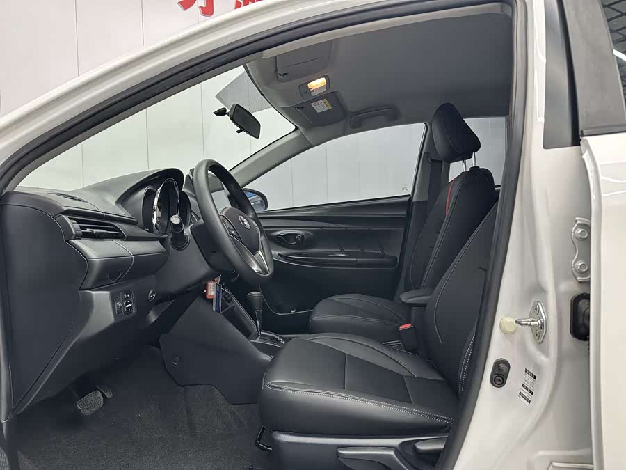 Toyota Yaris L Zhixuan 2022 #5 Toyota Yaris L Zhixuan 2022 صورة سيارة #5