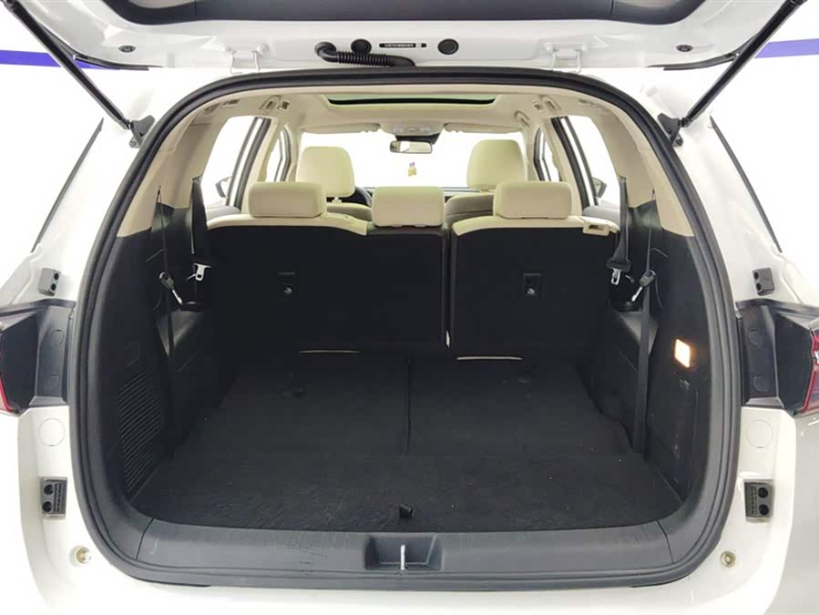 BYD Song MAX New Energy 2022 car image #5