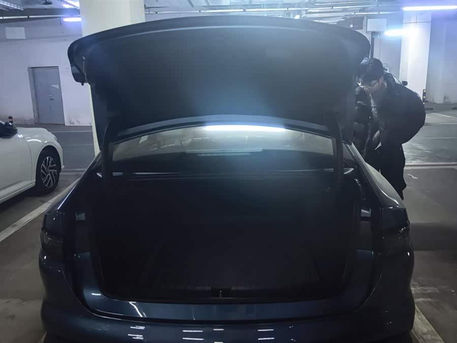 BYD Seal 05 DM-i 2025 car image #5