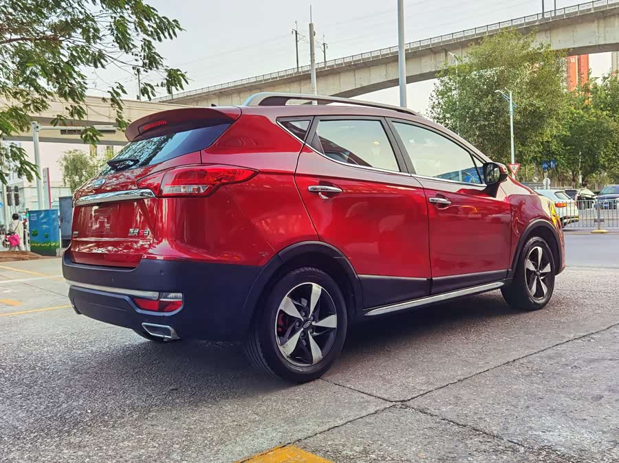 JAC 2017 #5 JAC 2017 car image #5