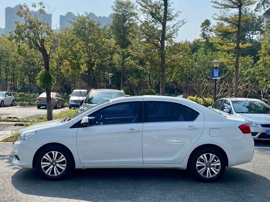 Great Wall C30 2017 imagen de coche #5