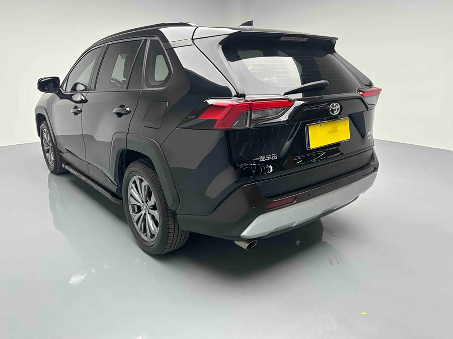 Toyota RAV4 2023 car image #5