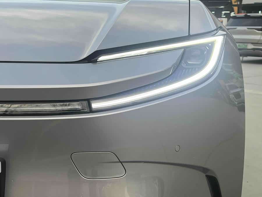 Toyota bZ5 2025 car image #5