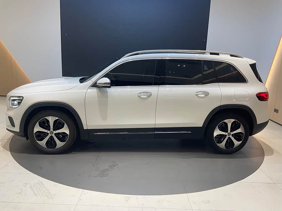 Mercedes-Benz GLB Class 2020 car image #5