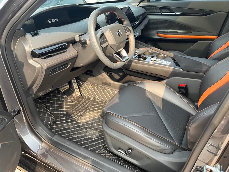Changan UNI-V 2022 car image #5