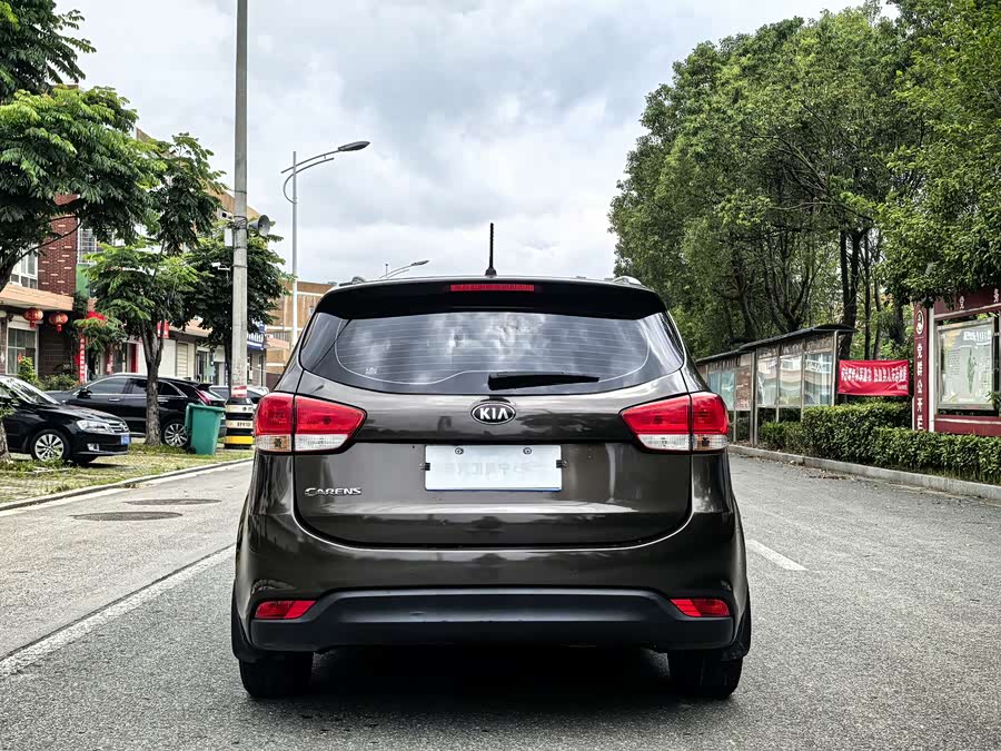 起亚 佳乐 2015 汽车图片 #5