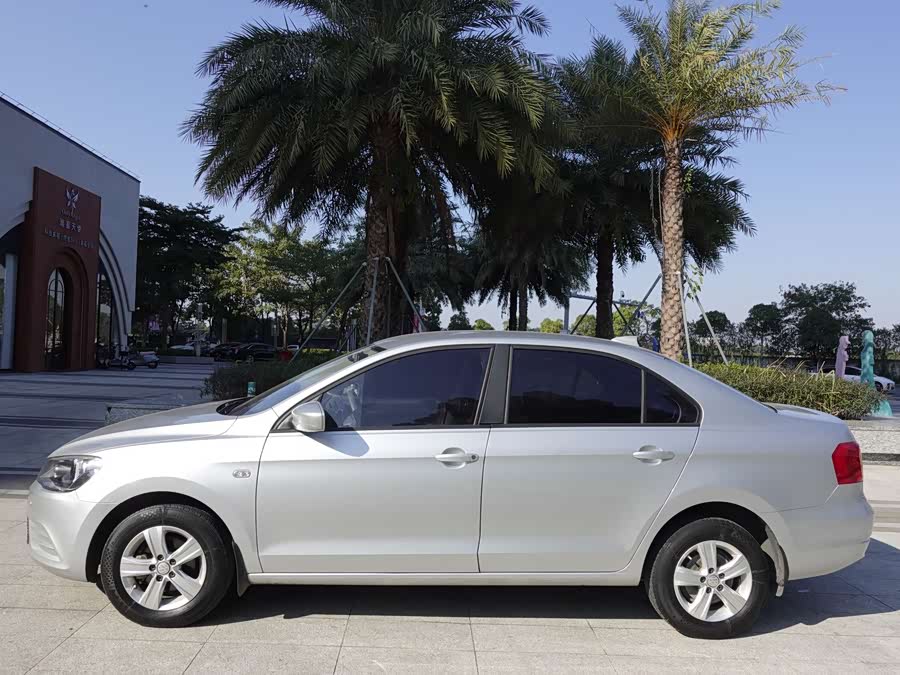 Volkswagen Jetta 2017 immagine di auto #5