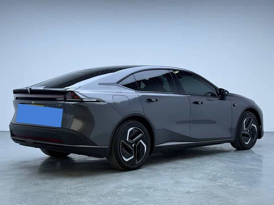 Deepal L07 2024 imagen de coche #5