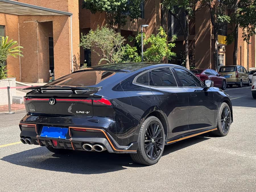 Changan UNI-V 2022 car image #5