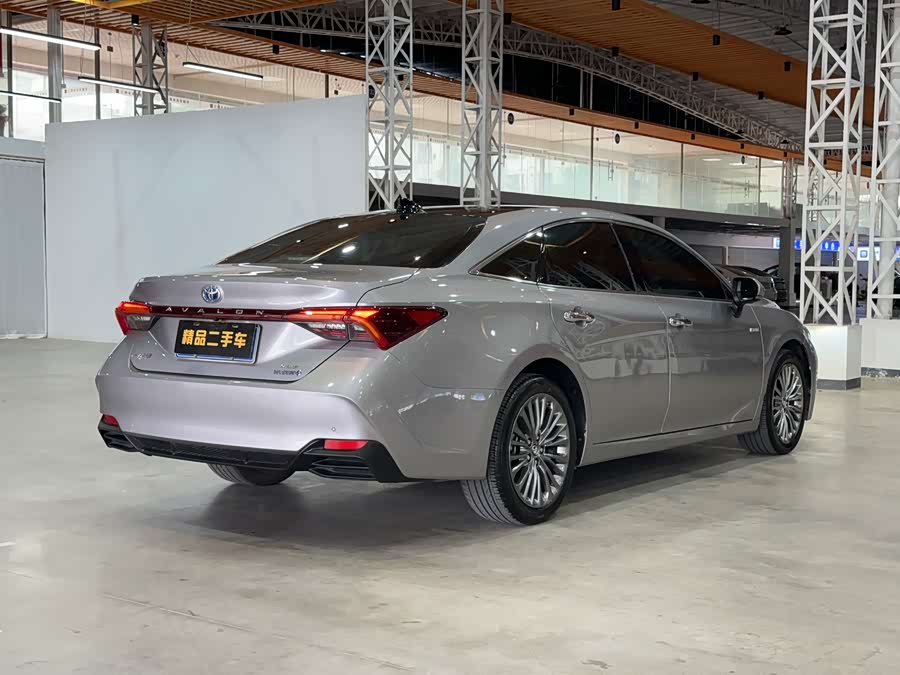 Toyota Avalon 2019 car image #5