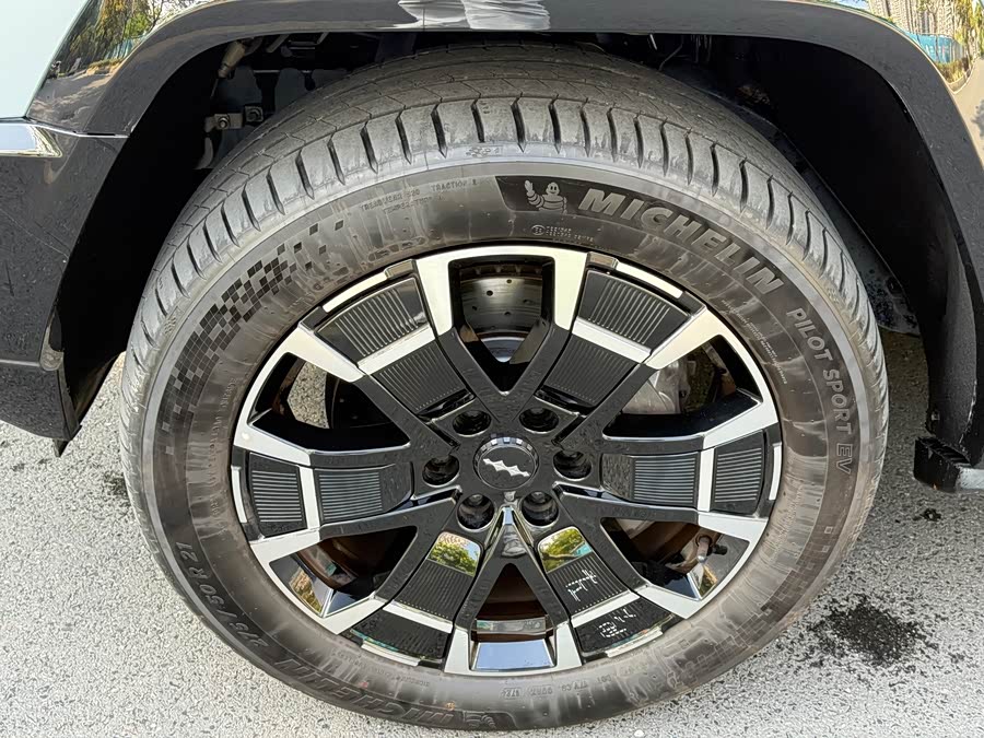 方程豹 豹8 2024 汽车图片 #5