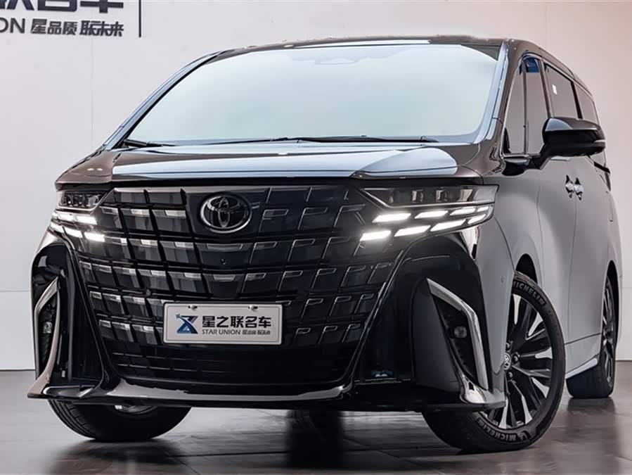 Toyota Alphard 2025 car image #5