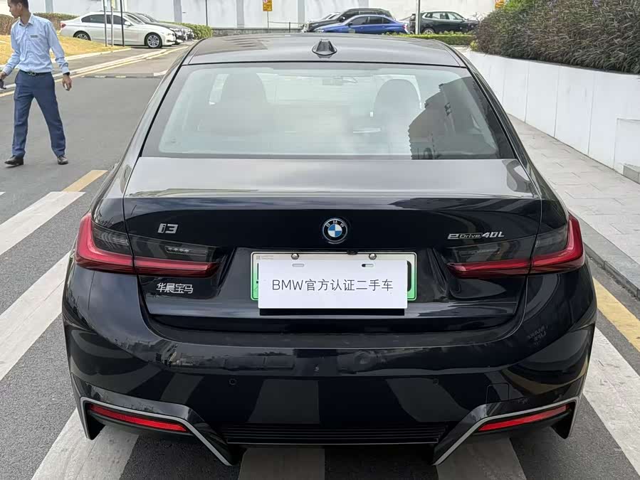 BMW i3 2024 car image #5