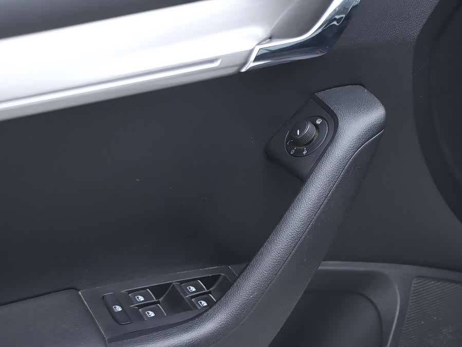 Skoda Octavia 2018 #5 Skoda Octavia 2018 car image #5