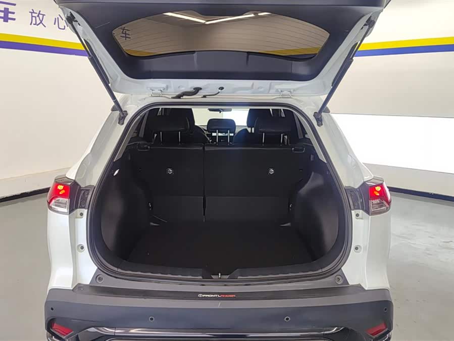 Toyota Frontlander 2024 #5 Toyota Frontlander 2024 immagine di auto #5