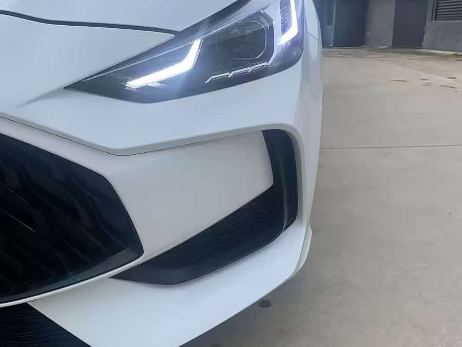 MG 5 2022 car image #5