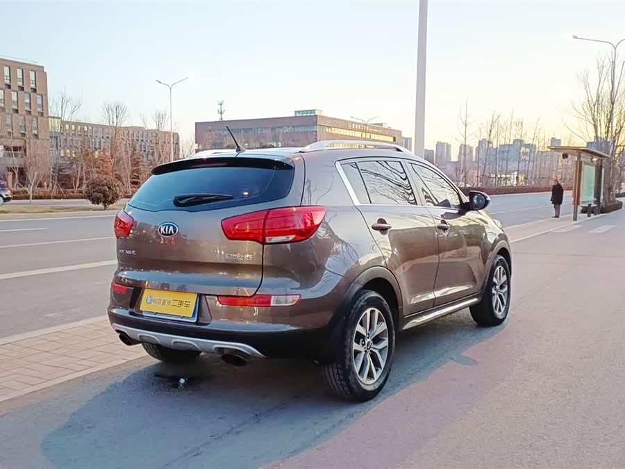 起亚 智跑 2015 汽车图片 #5