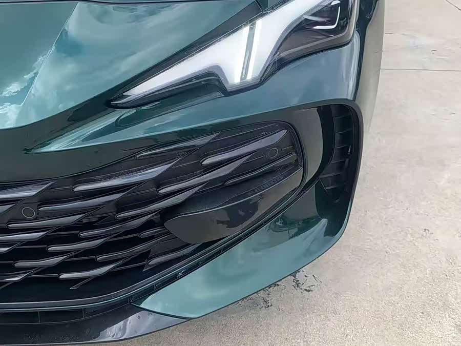 MG 7 2025 car image #5