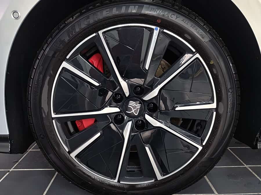 BYD HanL 2025 car image #5