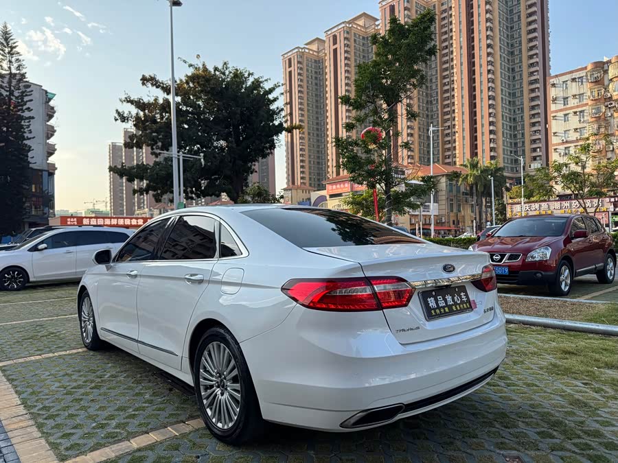 Ford Taurus 2016 car image #5