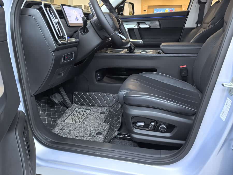 Chery Exploration 06 #5 Chery Exploration 06 car image #5