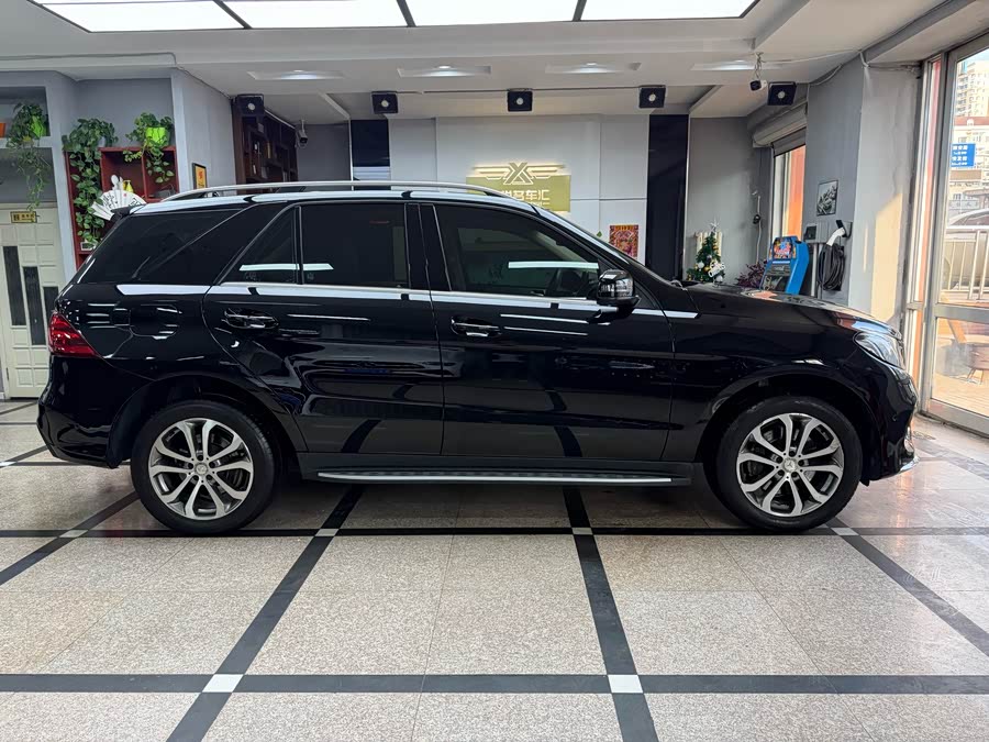 Mercedes-Benz GLE Class 2015 #5 Mercedes-Benz GLE Class 2015 car image #5