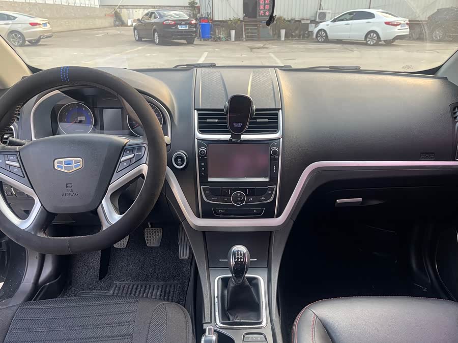 GEELY Emgrand 2015 car image #5