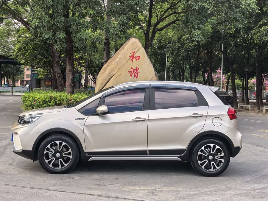 GEELY Vision X3 2019 car image #5
