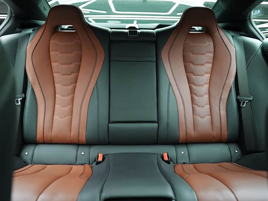 BMW 8 Series 2020 car image #5