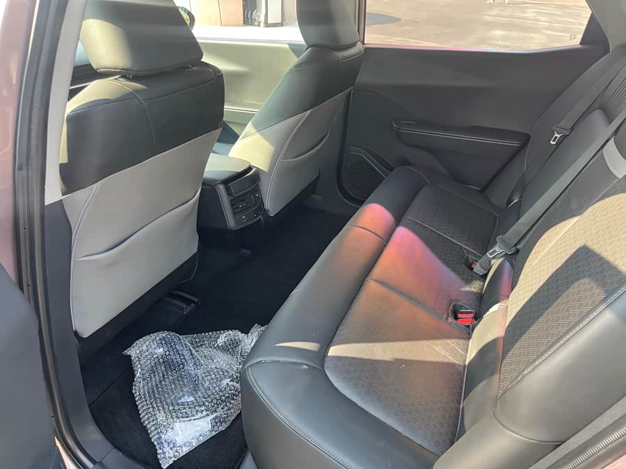 Toyota bZ3 2023 صورة سيارة #5