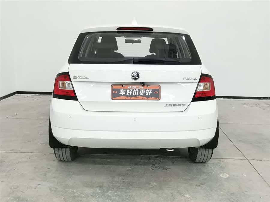 Skoda Fabia 2019 car image #5