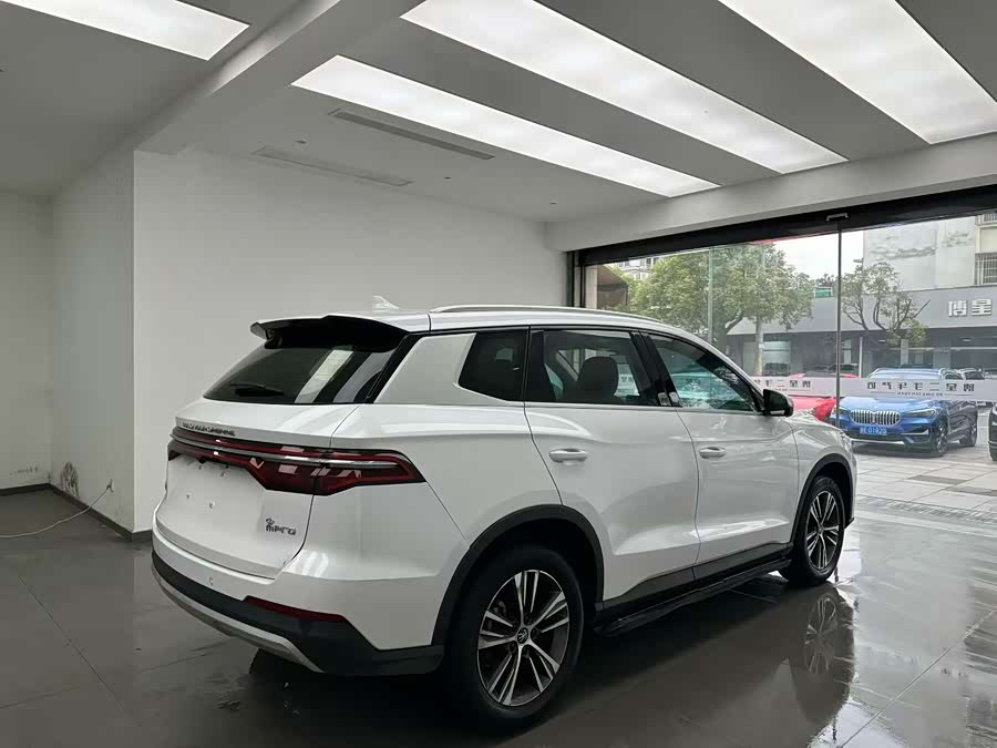 BYD Song Pro 2019 #5 BYD Song Pro 2019 car image #5