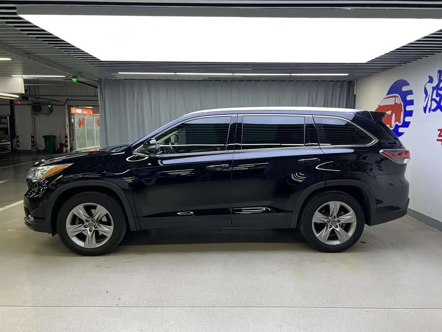Toyota Highlander 2017 #5 Toyota Highlander 2017 car image #5