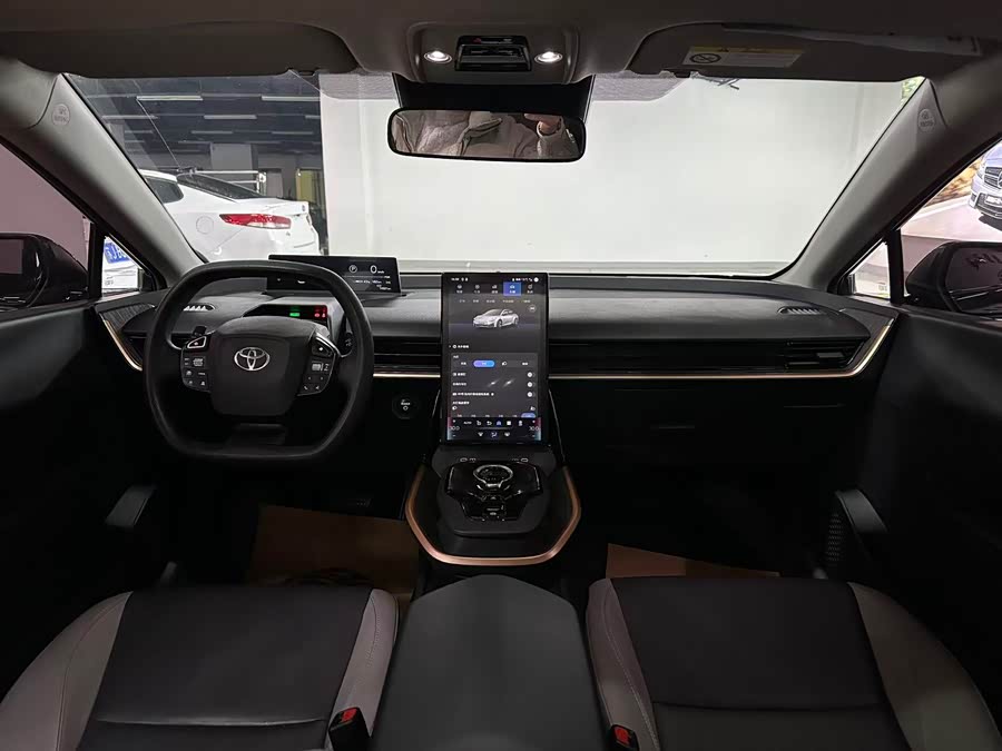 Toyota bZ3 2024 صورة سيارة #5