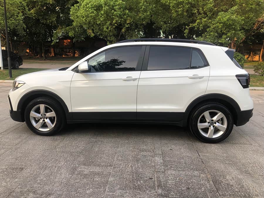 Volkswagen T-Cross 2023 #5 Volkswagen T-Cross 2023 car image #5