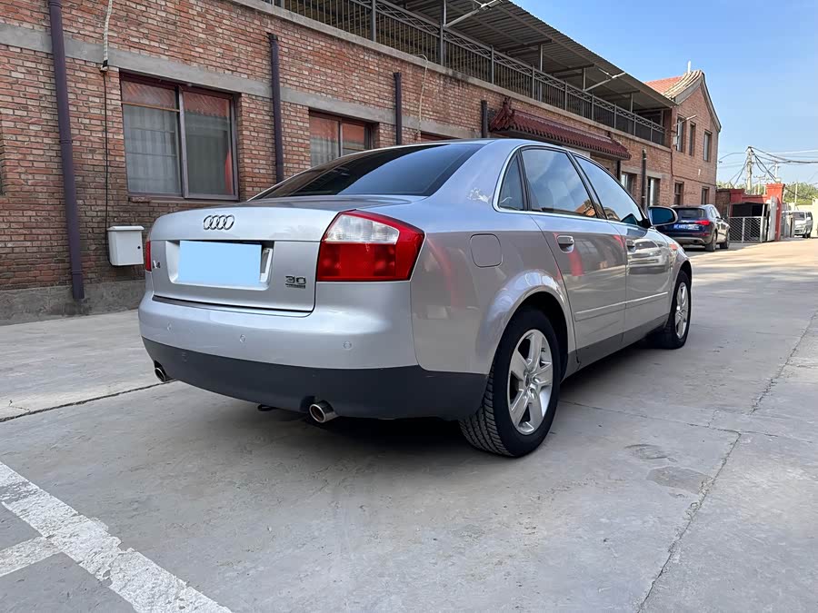 Audi A4 2008 car image #5