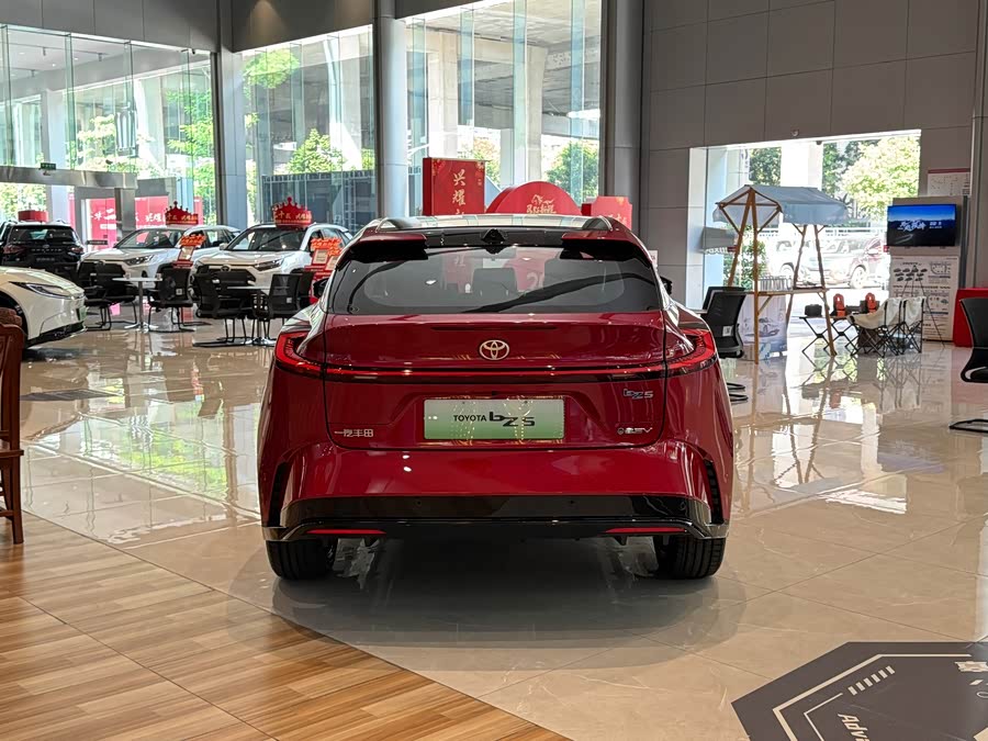 Toyota bZ5 2025 car image #5