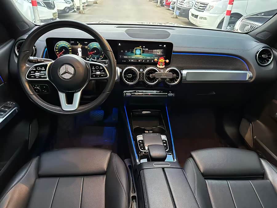 Mercedes-Benz GLB Class 2020 #5 Mercedes-Benz GLB Class 2020 car image #5