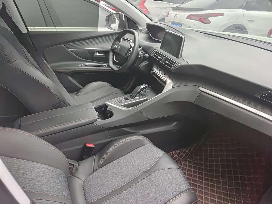 Peugeot 5008 2018 car image #5