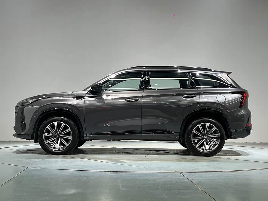 Changan CS75 Plus 2024 immagine di auto #5