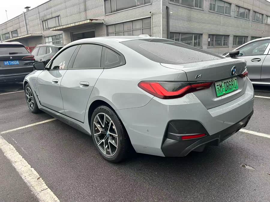 BMW i4 2023 #5 BMW i4 2023 immagine di auto #5