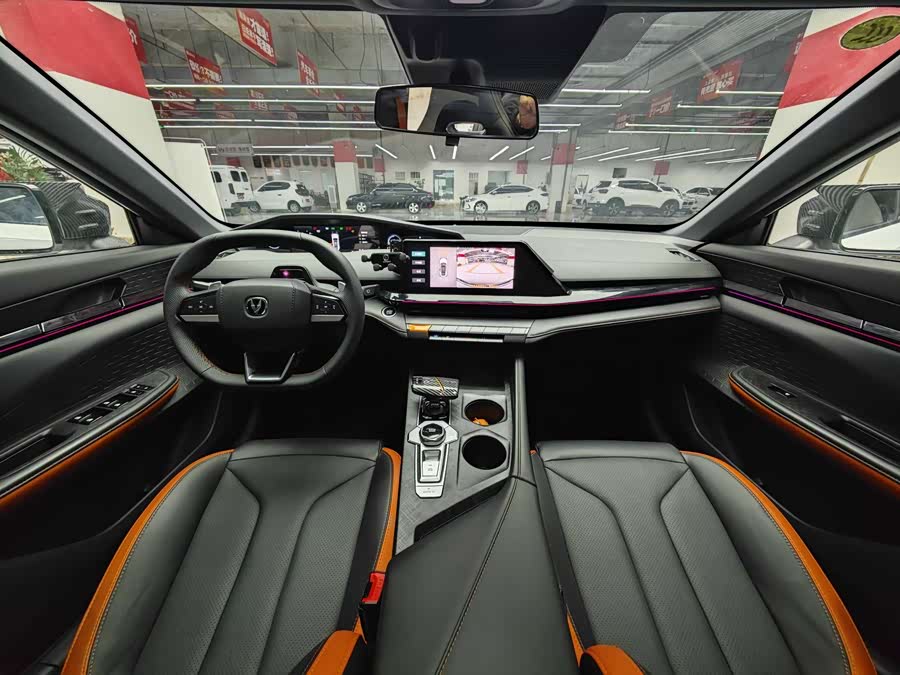 Changan UNI-V 2023 car image #5