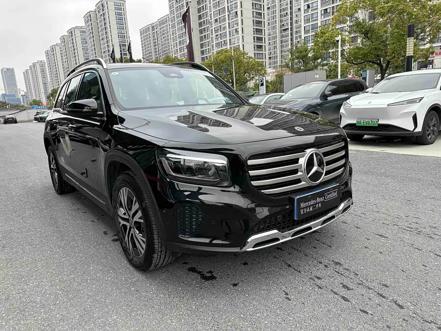 Mercedes-Benz GLB Class 2025 car image #5