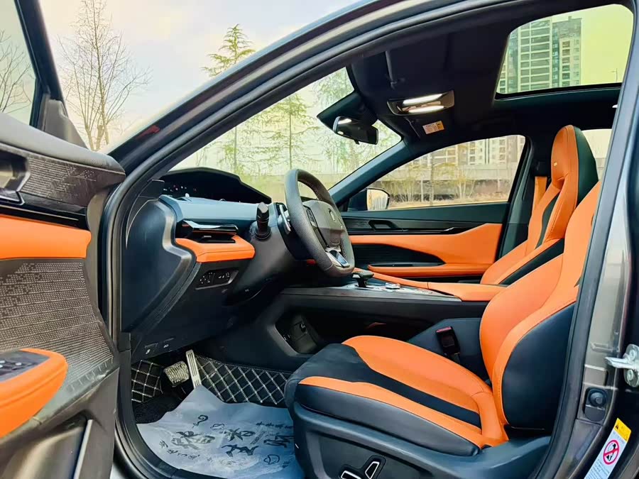 Changan UNI-V 2023 car image #5