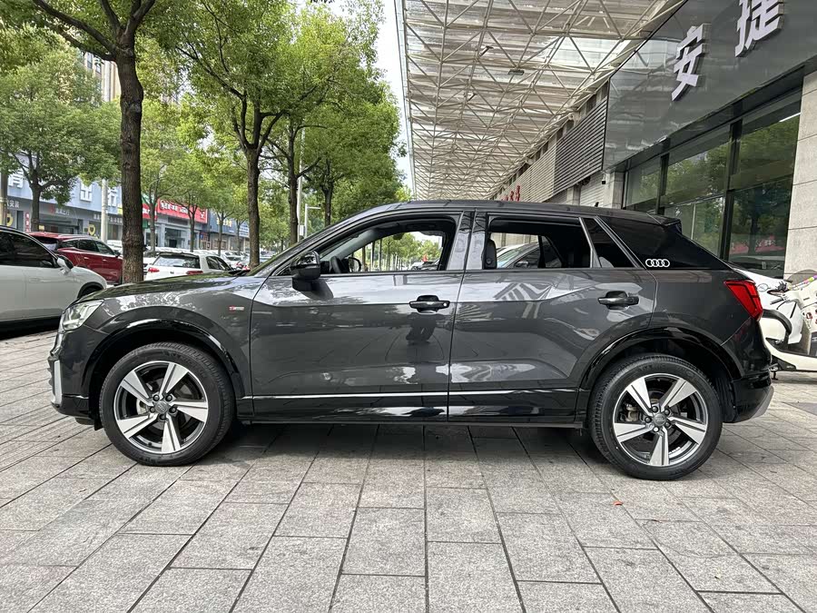 Audi Q2L 2020 #5 Audi Q2L 2020 immagine di auto #5