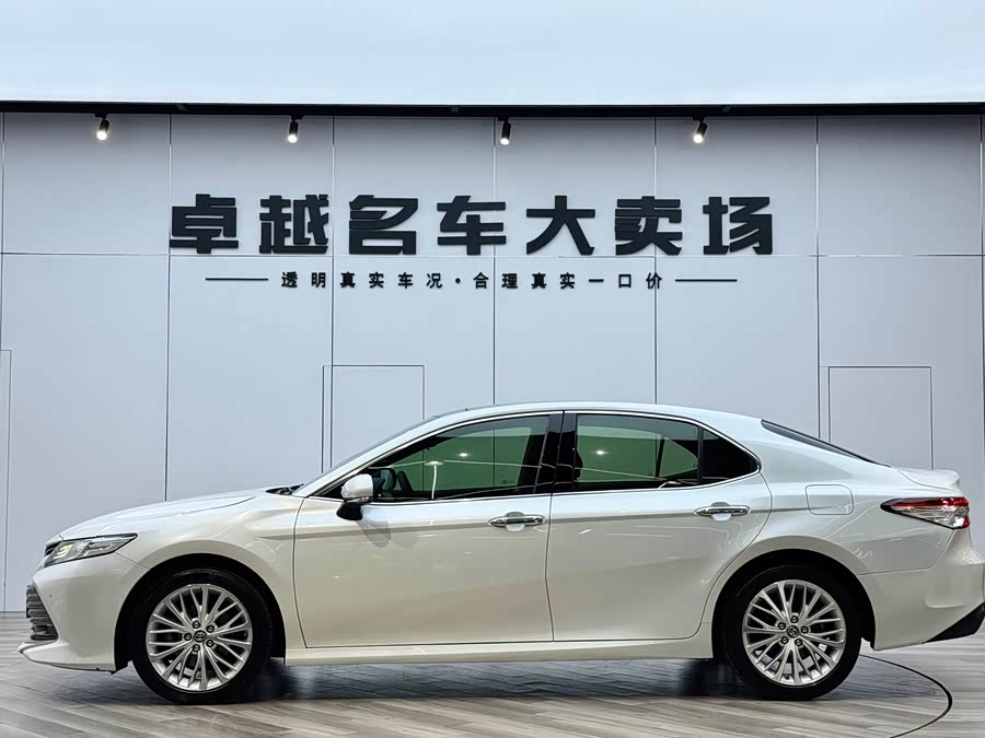 Toyota Camry 2018 car image #5