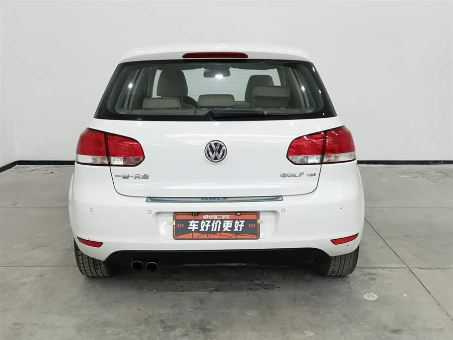 Volkswagen Golf 2011 car image #5