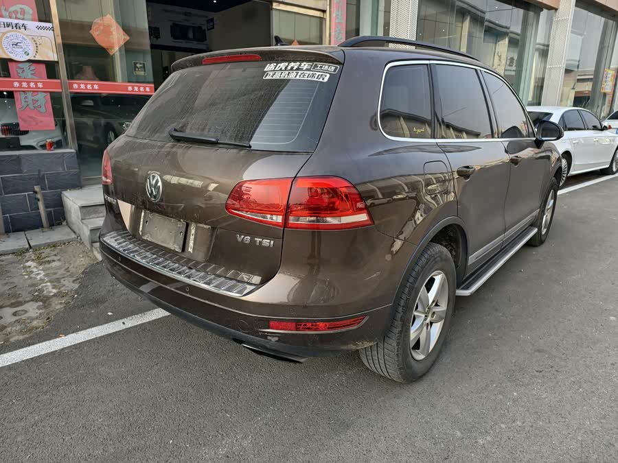 Volkswagen Touareg 2015 car image #5